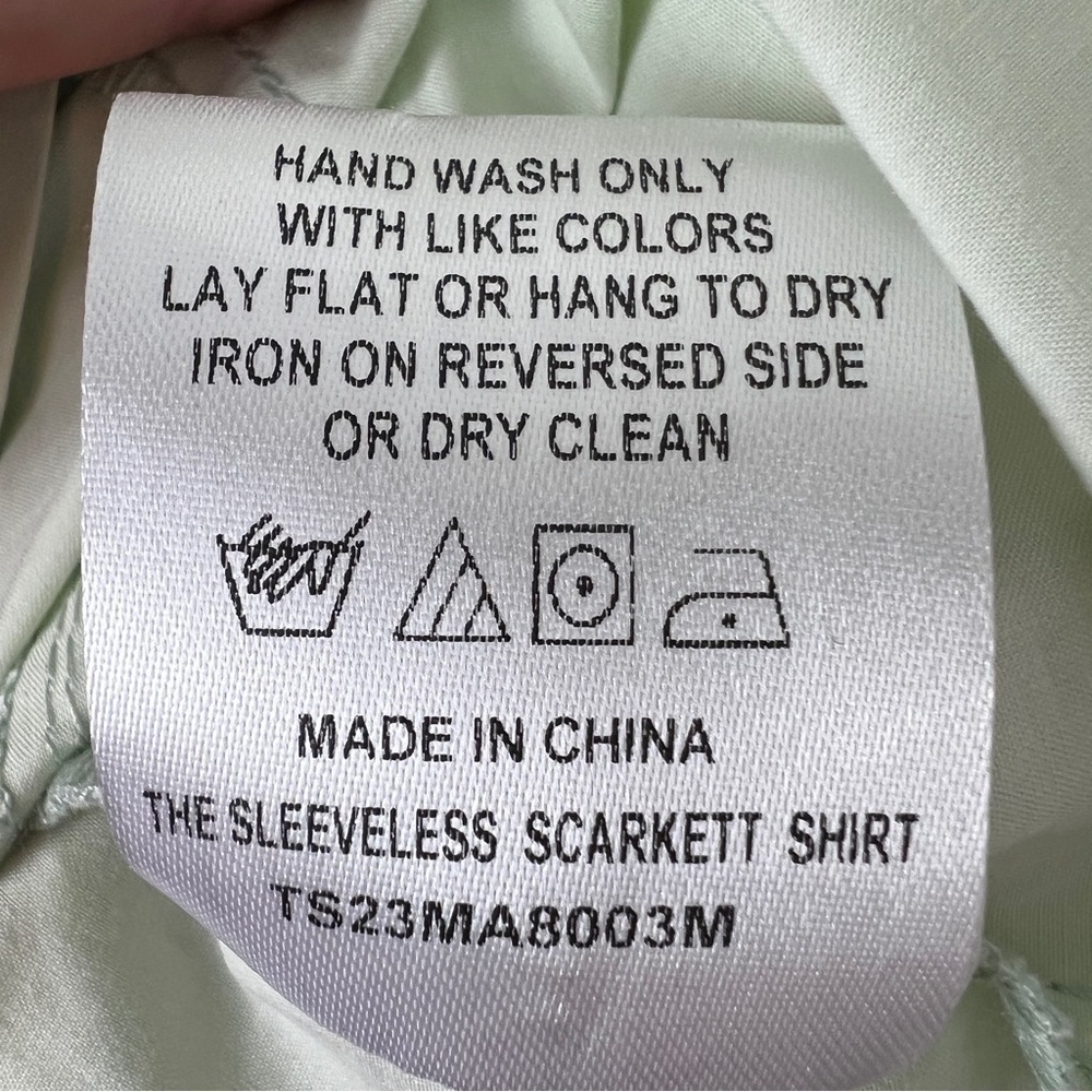 The Shirt By Rochelle Behrens The Sleeveless Scarlett Top - Picture 6 of 7
